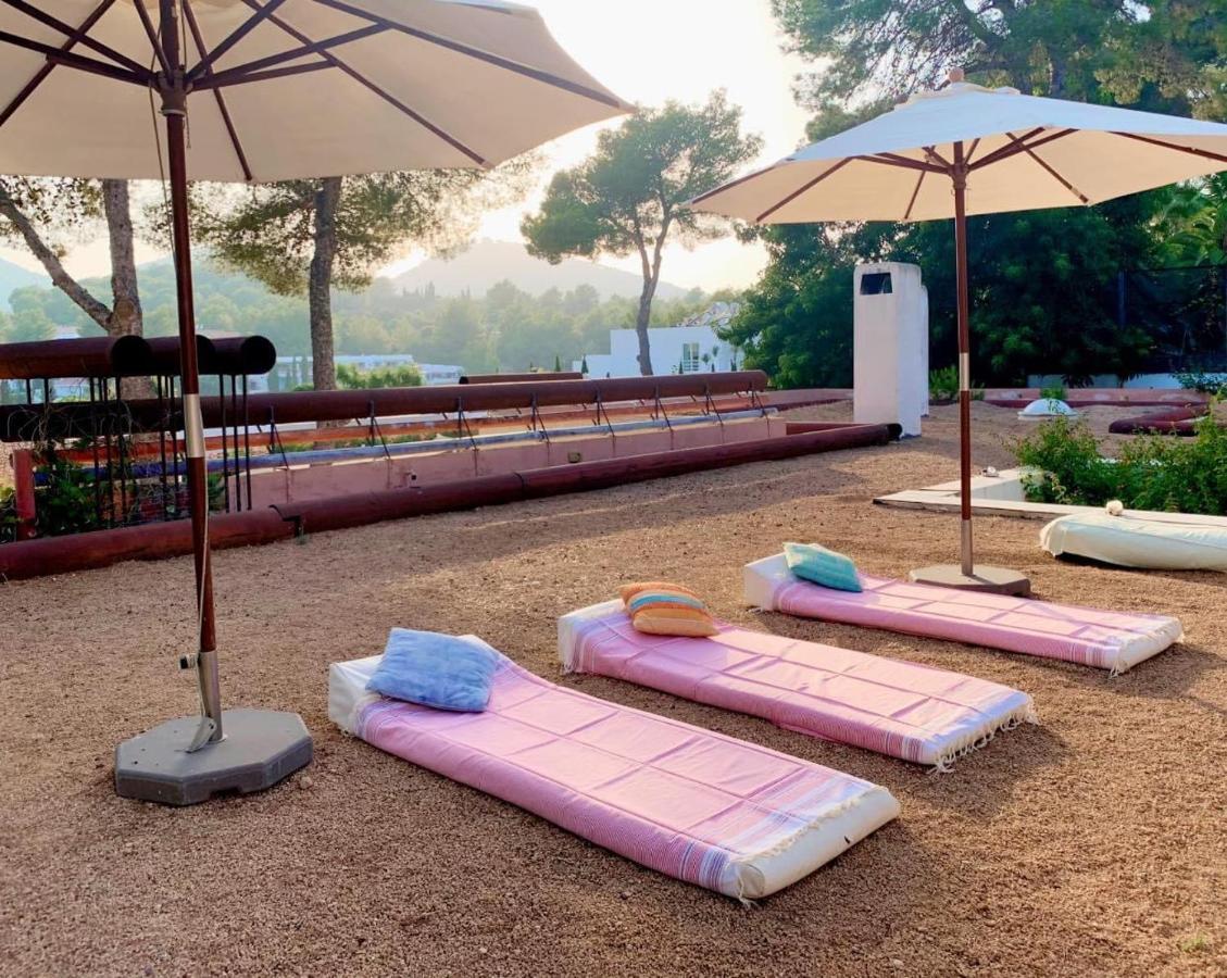 Ibiza Paradise Bed and Breakfast Santa Eularia des Riu Buitenkant foto